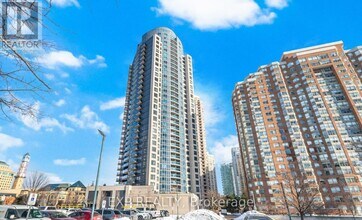 Building Photo - 330 Burnhamthorpe Rd W