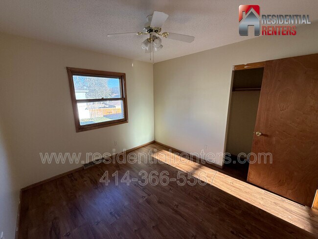 Foto del edificio - 6578 N 73rd St