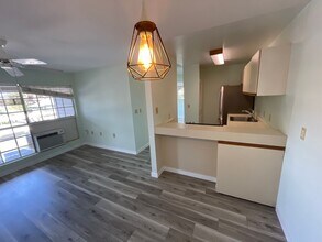 Building Photo - 160 Keonekai Rd