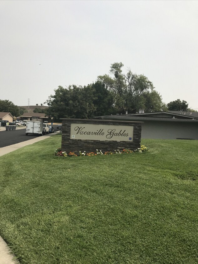 Foto principal - Vacaville Gables Apartments