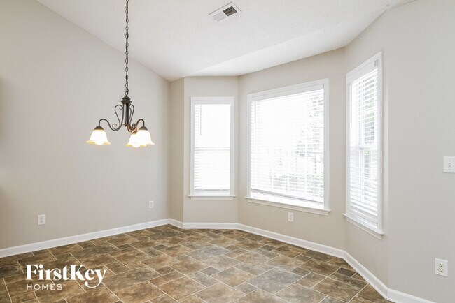 Foto del edificio - 3906 Heather View Ln