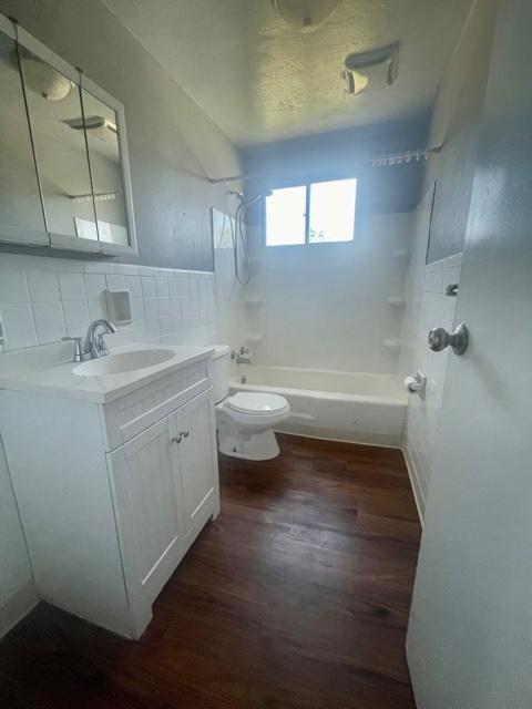 Foto del edificio - 1034 Lilac St