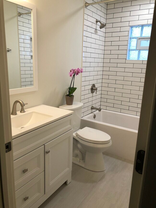 Bathroom - 6318 W Euclid Ave