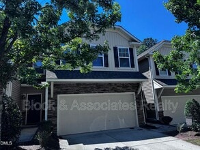 Building Photo - 210 Hamlet Pl