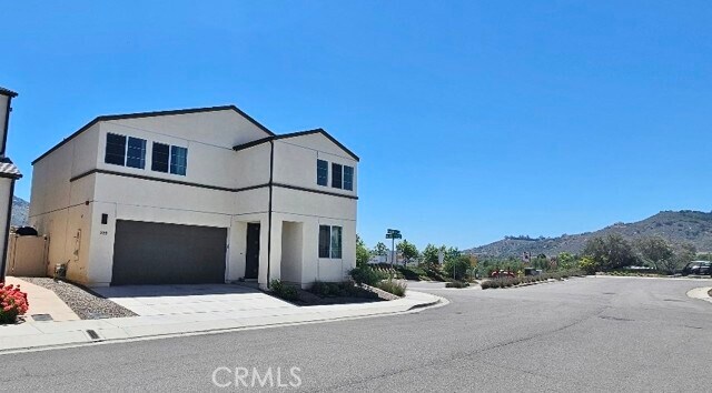 Foto del edificio - 229 Paddock Ln