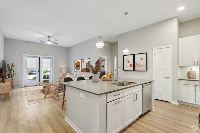 Building Photo - The Aston North Scottsdale