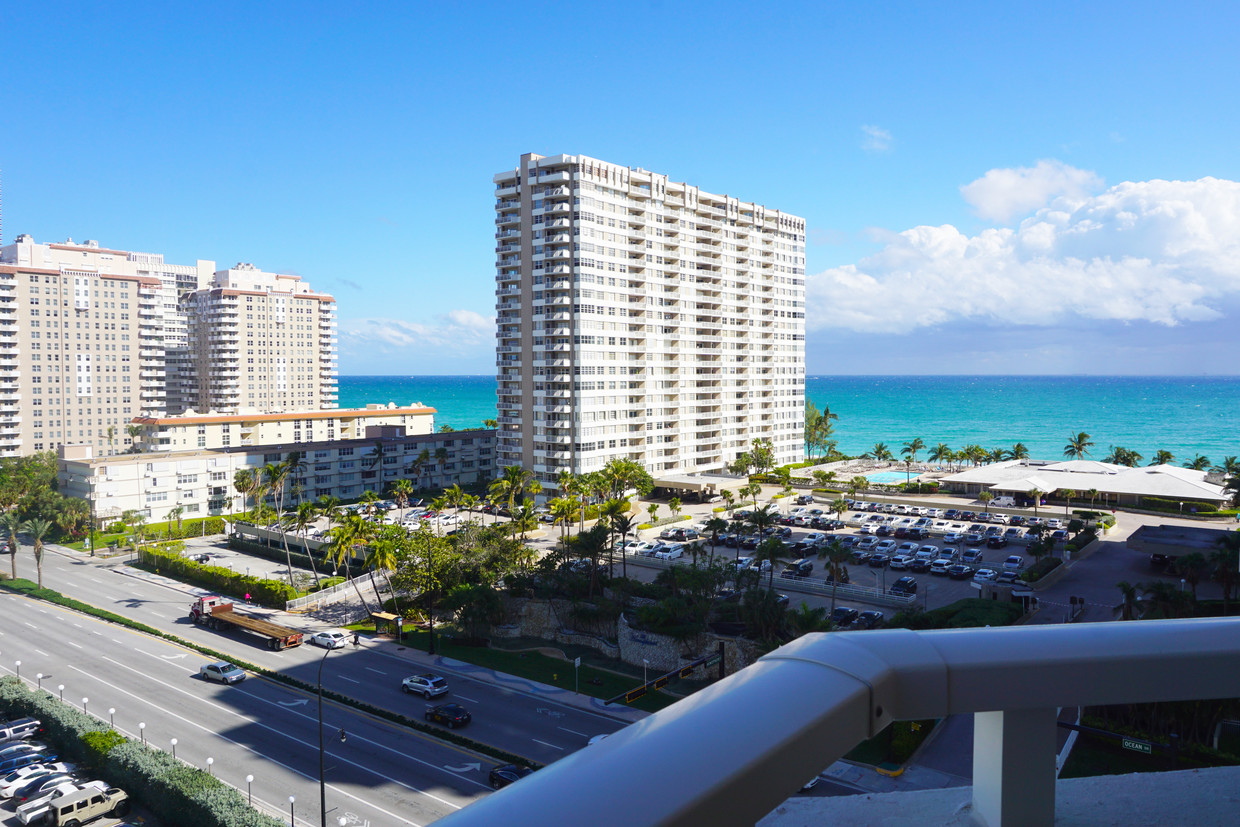 VIEW - 1985 S Ocean Dr