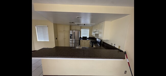 Kitchen - 151 E 6th St