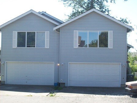Primary Photo - 1420 E Maryland St