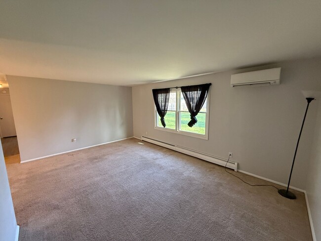 Foto del edificio - House For Rent by Capital Property Managem...