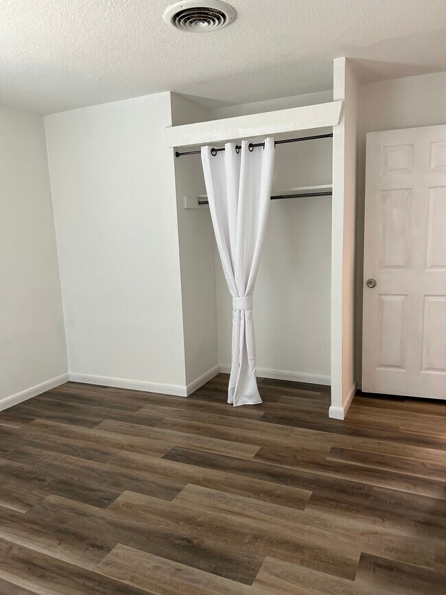 Building Photo - 313 Gulf Stream Dr