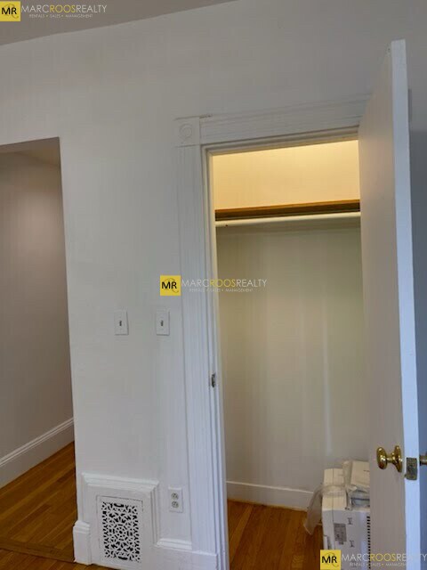 Foto del edificio - 698 Huntington Ave