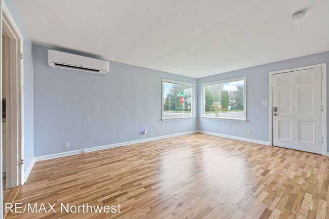 Building Photo - 2 br, 1 bath House - 1223 Puget ST NE