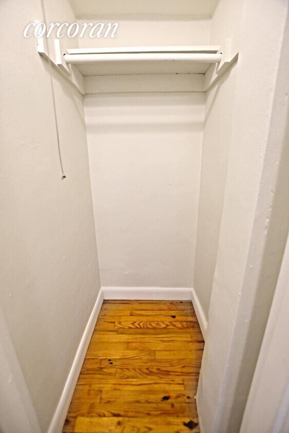 Building Photo - 132 W 27th St