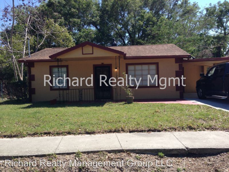 Foto principal - 3106 Lawrence St