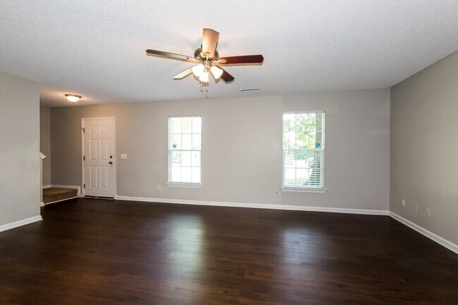 Building Photo - 8411 Forwood Ct