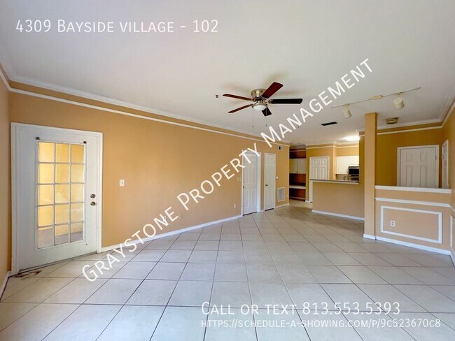 Foto del edificio - 4309 Bayside Village Dr