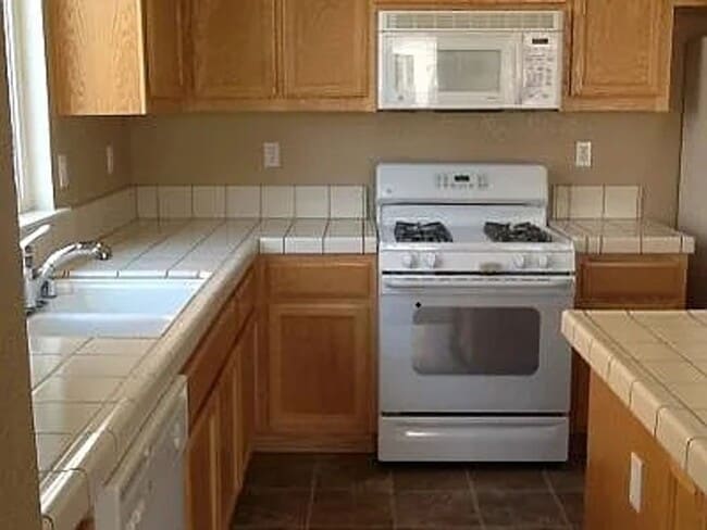 Building Photo - 5552 Waterhole Loop