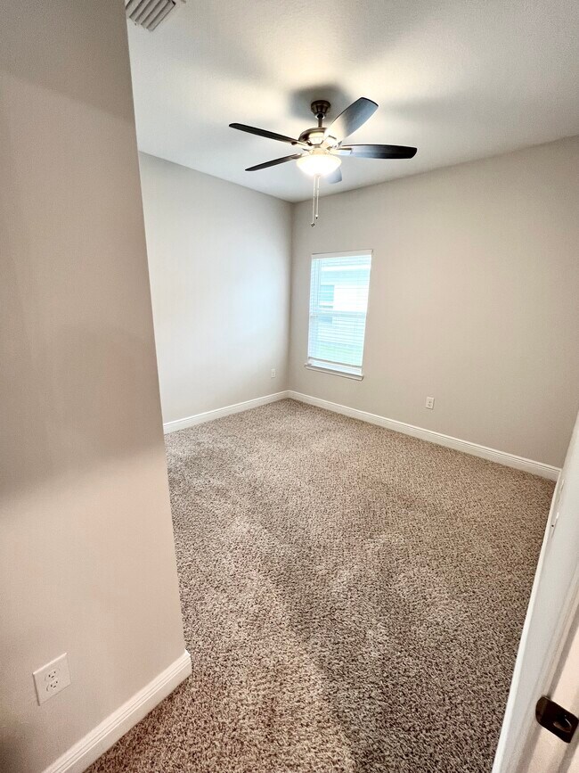 Foto del edificio - 144 Southern Pines Rd