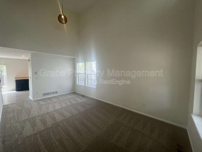 Foto del edificio - 3790 E 92nd Pl