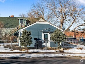 Building Photo - 561 S Irving St