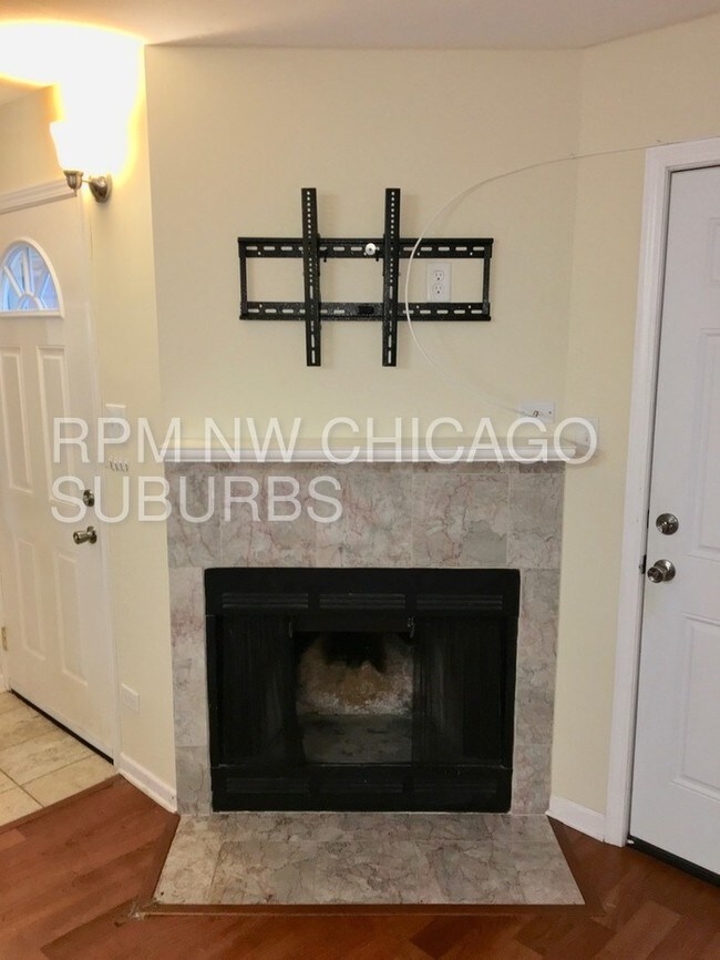 Building Photo - 1271 Wyndham Dr