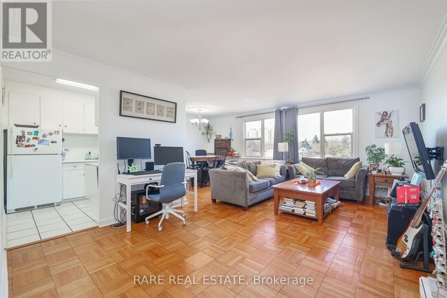 Building Photo - 2052 Courtland Dr