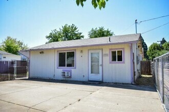 Building Photo - 926 Mount Pitt Ave