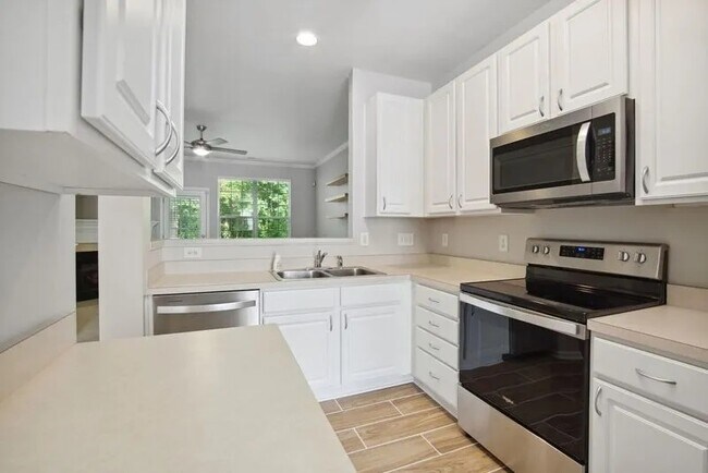 Foto del edificio - 8211 City Loft Ct