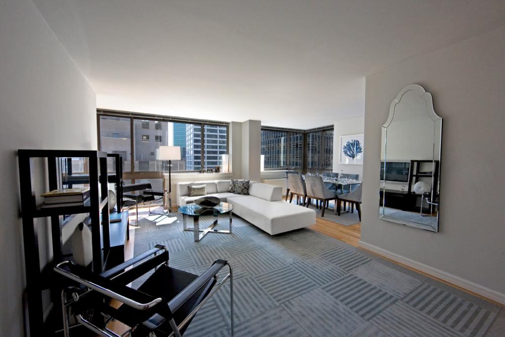 Foto principal - 230 E 69th St