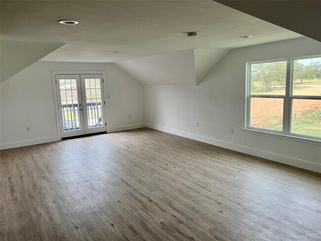 Building Photo - 15603 TX-29