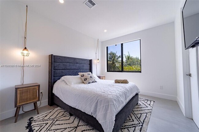 Foto del edificio - 511 SW 11th St