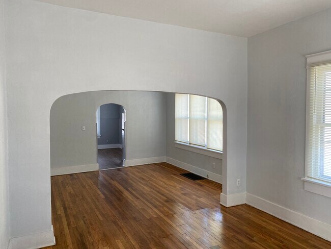 Foto del edificio - 6202 Washington St