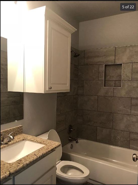 front bathroom - 5203 Marshall St