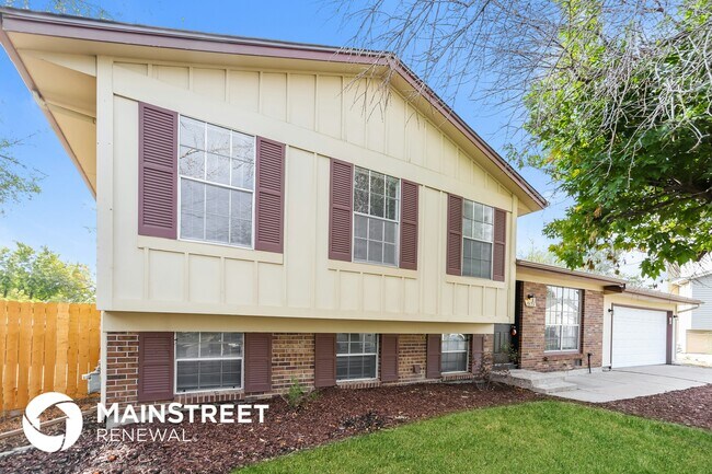 Building Photo - 1656 S Quintero Way
