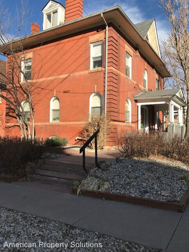 Building Photo - 1300 Race St