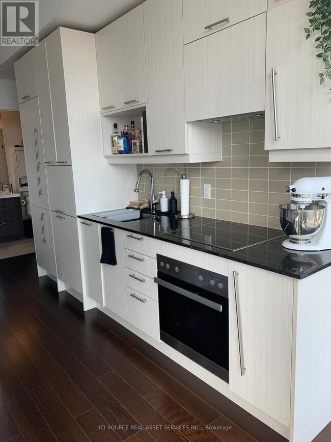 Photo du bâtiment - 30 Nelson St