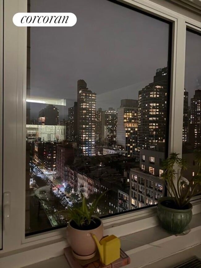 Foto del edificio - 205 E 95th St