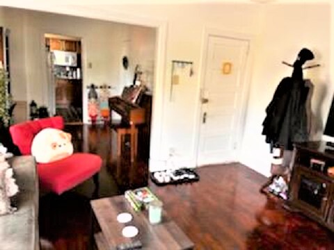 Comunidad - 426 N Essex Ave