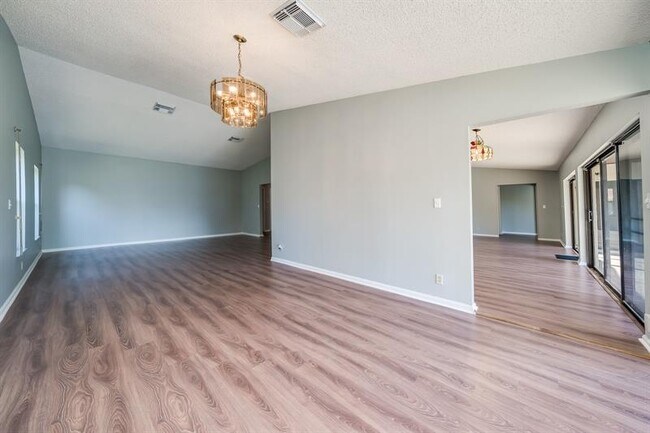Foto del edificio - 10986 NW 5th Ct