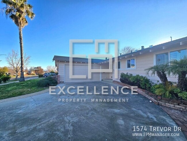 Photo - 1574 Trevor Dr House