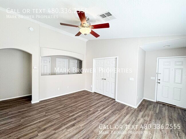 Building Photo - 1476 E Rolls Rd