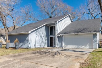 Building Photo - 19002 Walden Forest Dr