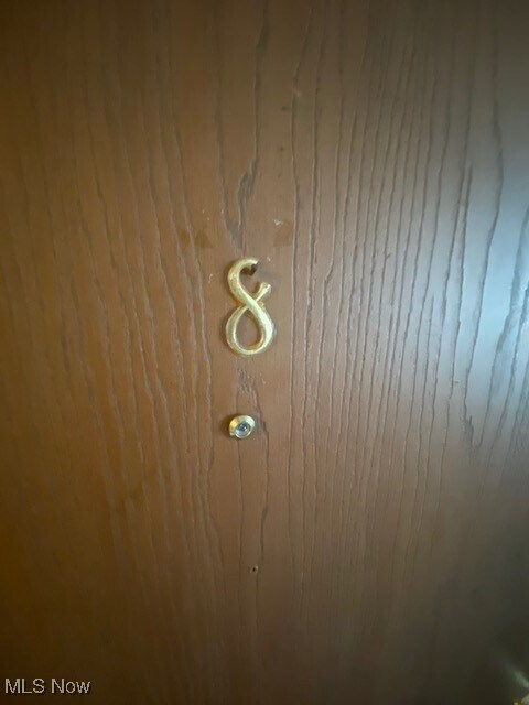 Building Photo - 27 Wayne St SE