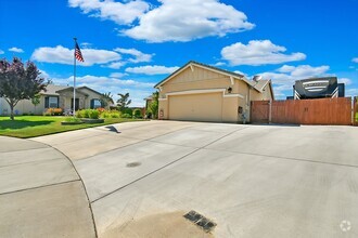 Building Photo - 2469 Aberdeen Ct