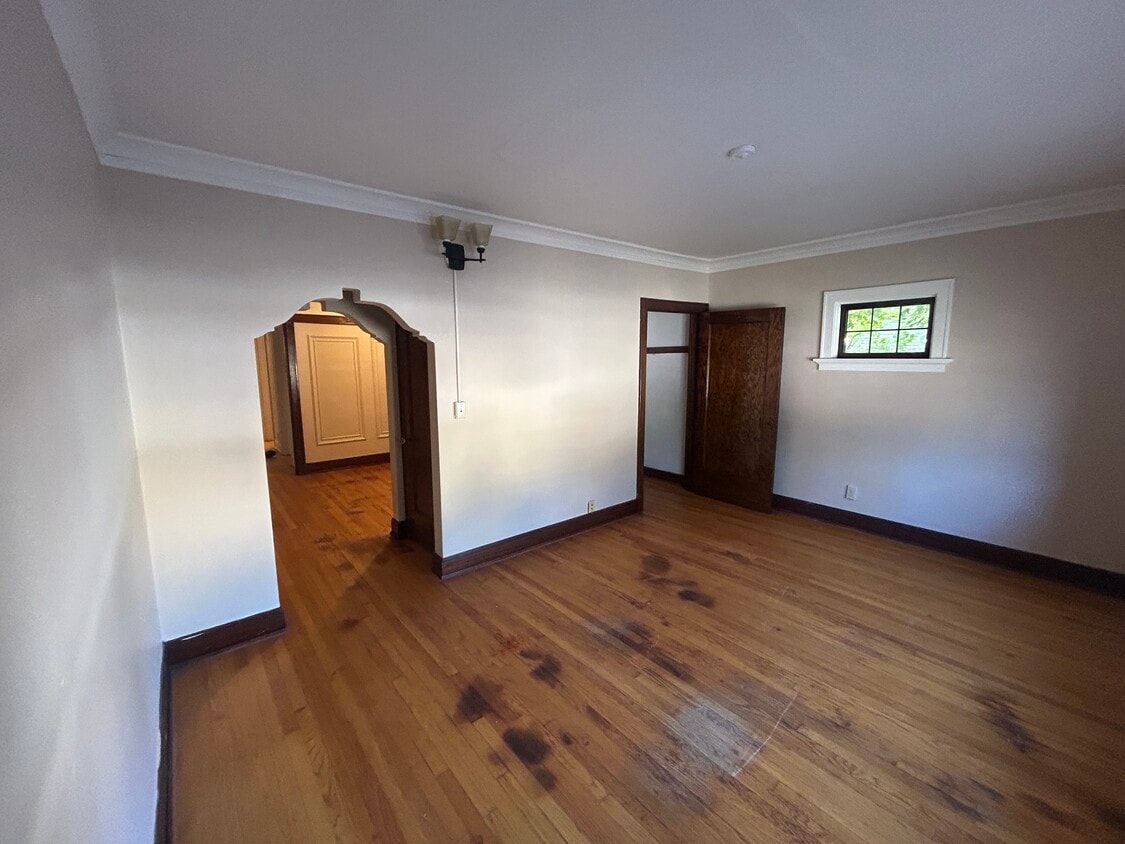 Foto principal - 1723 E Beverly Rd