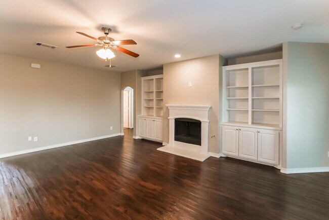 Foto del edificio - 1612 Woodlawn Ave