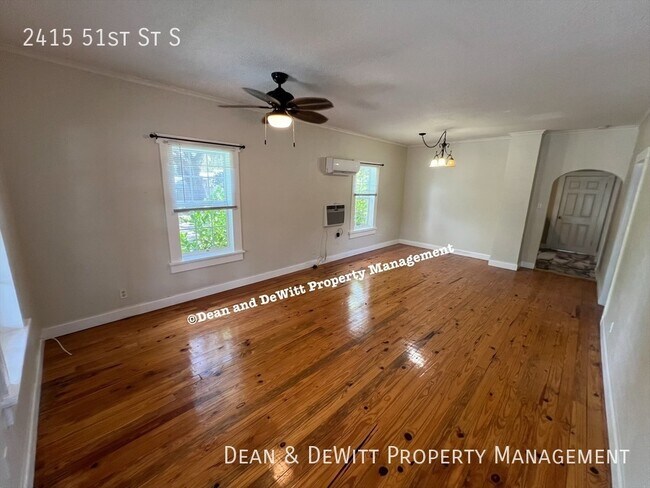 Foto del edificio - 2415 51st St S