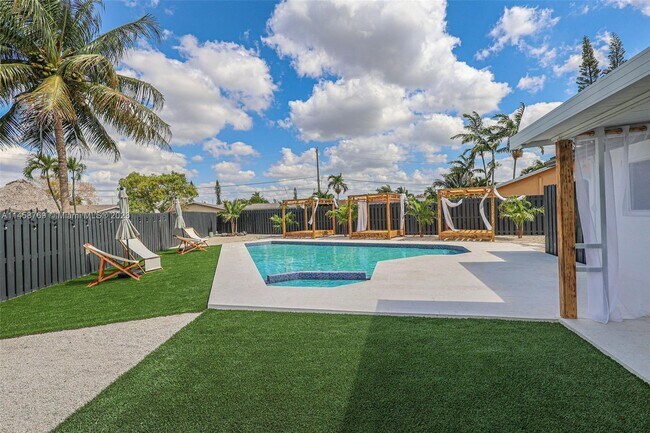 Foto del edificio - 2853 NW 108th Ave
