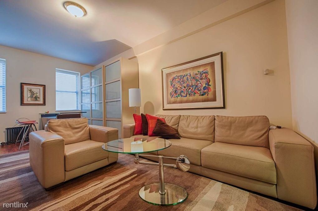 Primary Photo - 2 br, 1 bath Apartment - 3130 Brighton 6th St